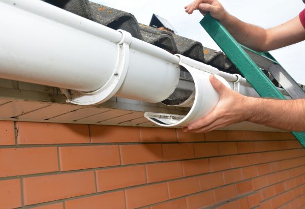 Cost of Gutter Seam Repair in Lexington